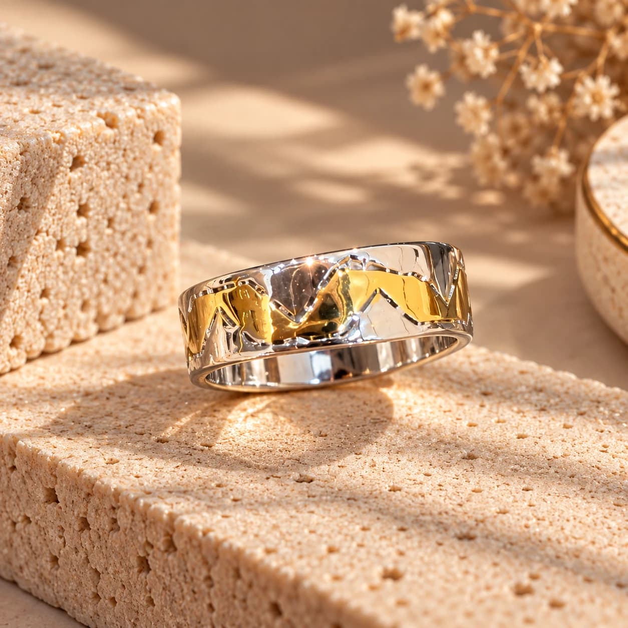 Men's Two-Tone Chevron Zig-Zag Band Ring in 925 Sterling Silver | Noor-e-Chandi